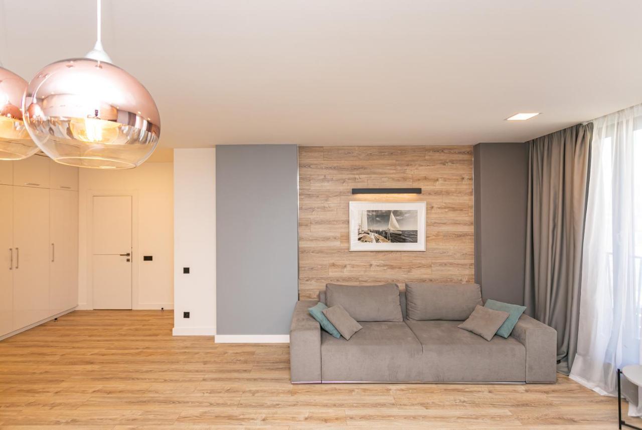 Petrovdom 190-199-216 In Spacious Apartments At Rc New York Concept House Kiev Eksteriør billede